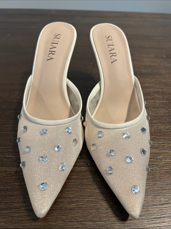 Suiara Shoes - Suiara Kitten Heel Women’s Nude Rhinestones Pointed Toe Stilettos Pumps. SZ 8.5